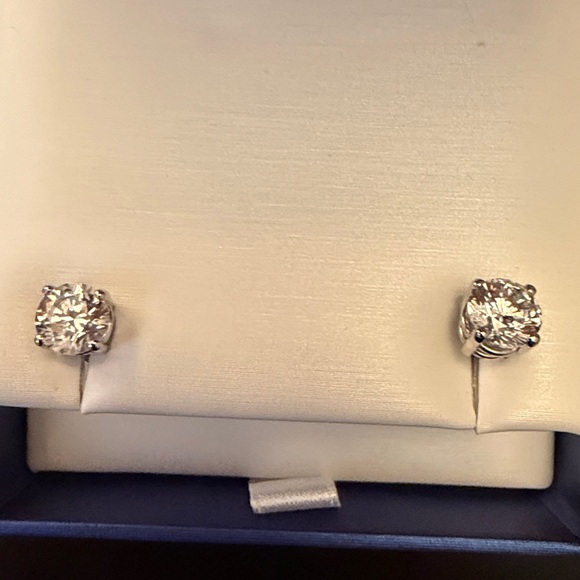 Agape Diamonds lab created 2 ct diamond stud earrings - Picture 2 of 12